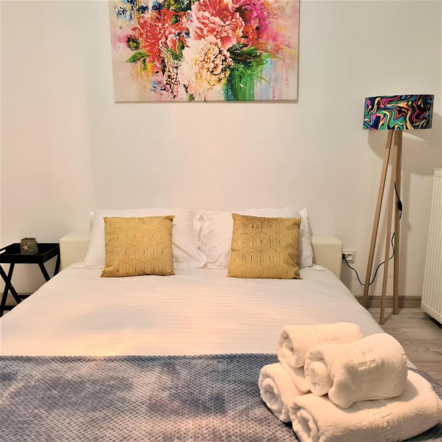 Central Bucharest World Apart-Hotel Bagian luar foto