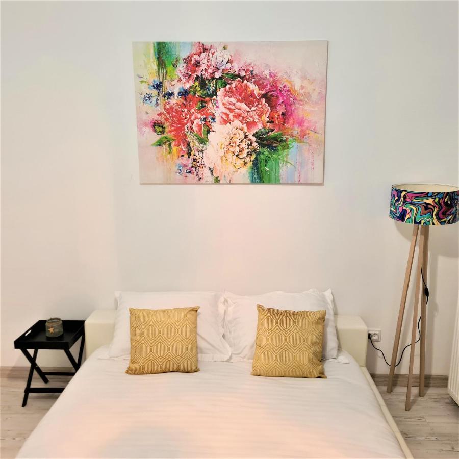 Central Bucharest World Apart-Hotel Bagian luar foto
